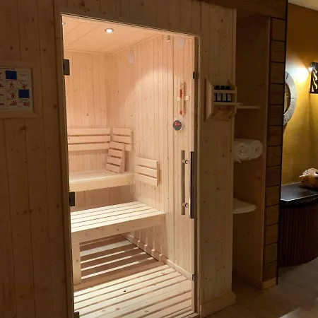 Logis Restaurant Des Sapins Lanarce