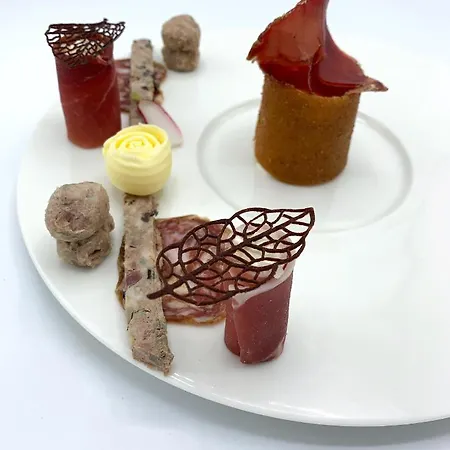 Logis Restaurant Des Sapins 3*