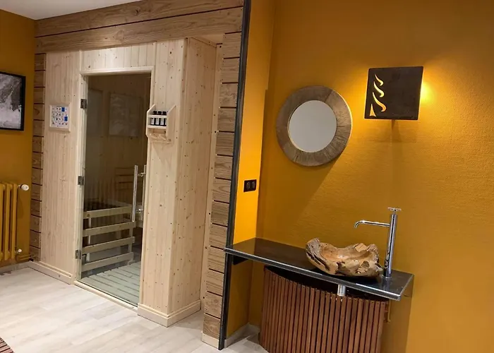 Logis Restaurant Des Sapins 3* Lanarce